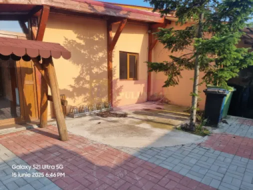 DE VANZARE CASA 10 CAM IN SAT TEISORI (JUD. GIURGIU)