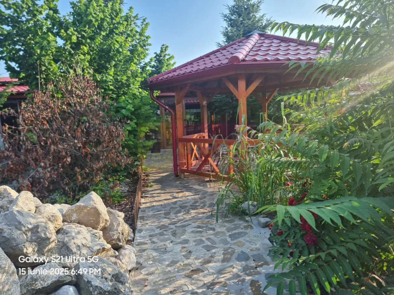 DE VANZARE CASA 10 CAM IN SAT TEISORI (JUD. GIURGIU)