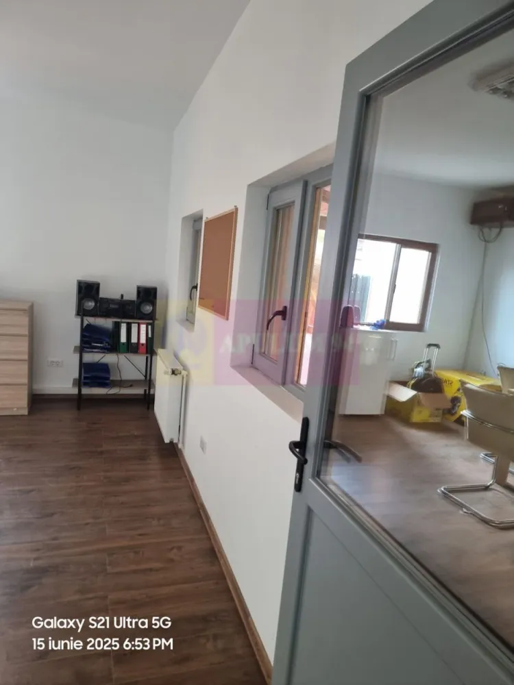 DE VANZARE CASA 10 CAM IN SAT TEISORI (JUD. GIURGIU)