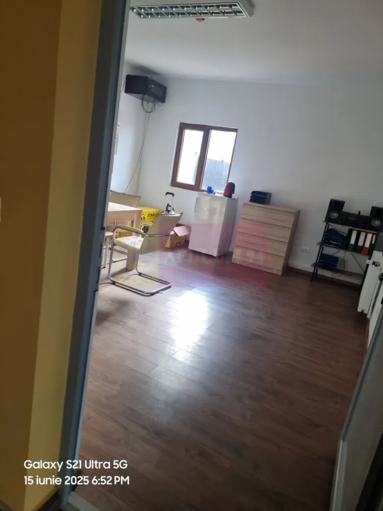 DE VANZARE CASA 10 CAM IN SAT TEISORI (JUD. GIURGIU)