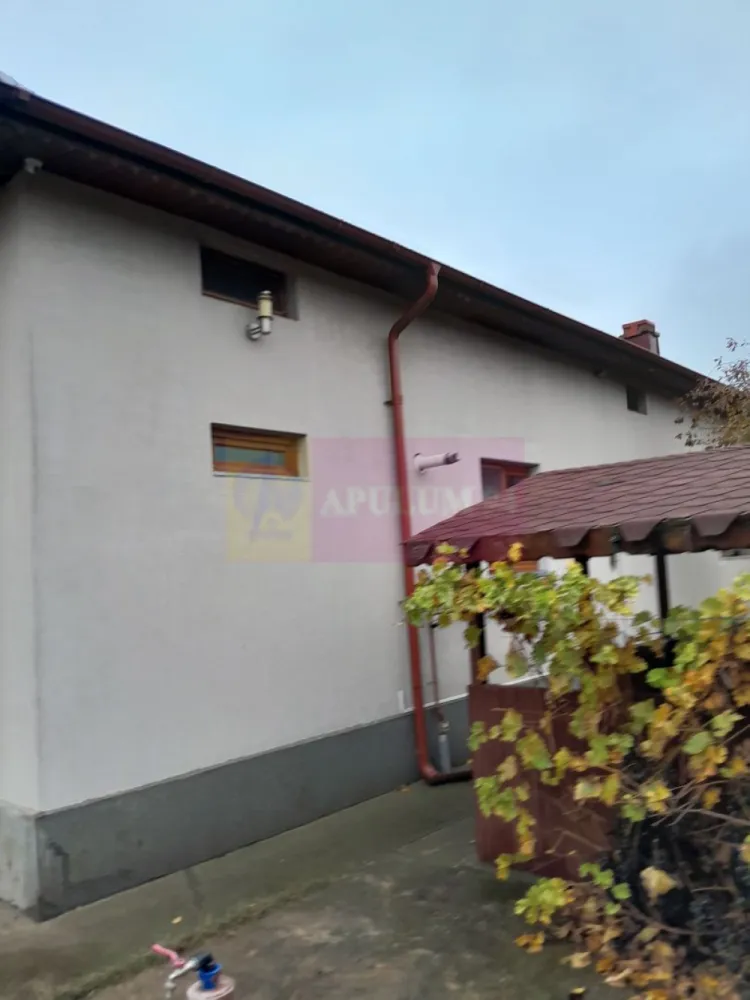 DE VANZARE CASA IN COM. BRANESTI (IF)