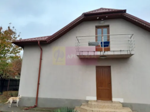 DE VANZARE CASA IN COM. BRANESTI (IF)
