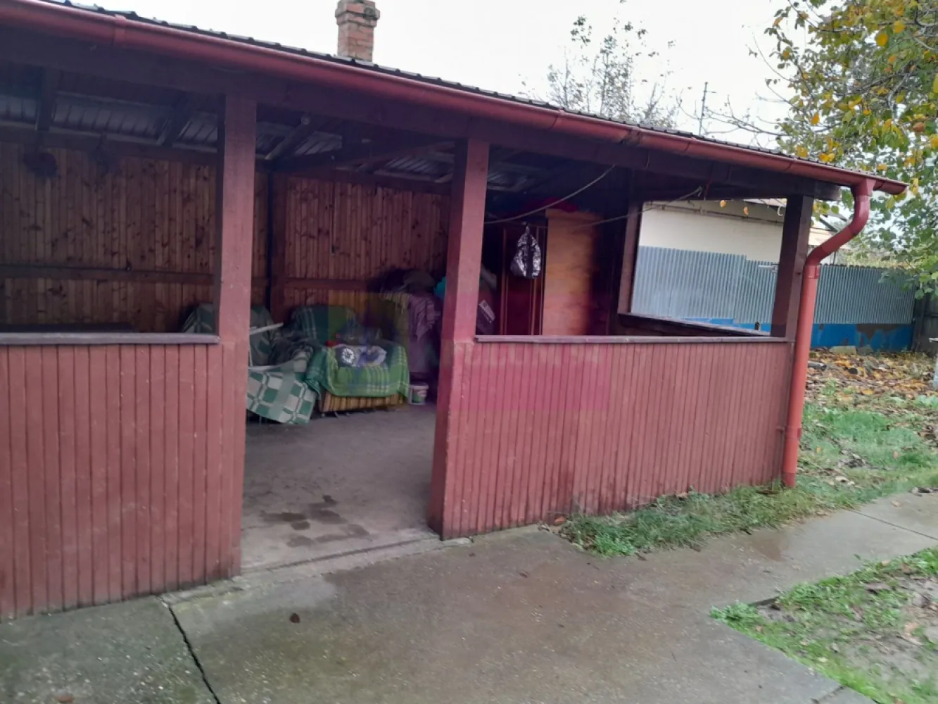 DE VANZARE CASA IN COM. BRANESTI (IF)