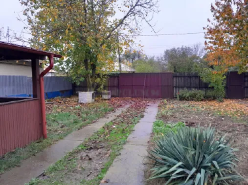 DE VANZARE CASA IN COM. BRANESTI (IF)