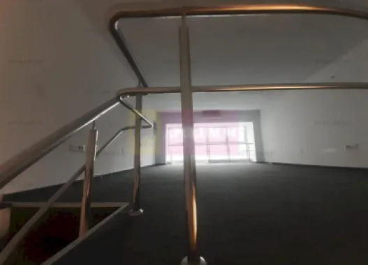 Spațiu zona Bulevardul Unirii - Zepter