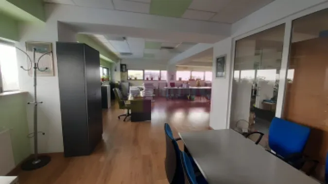 Showroom în Sudul Bucureștiului