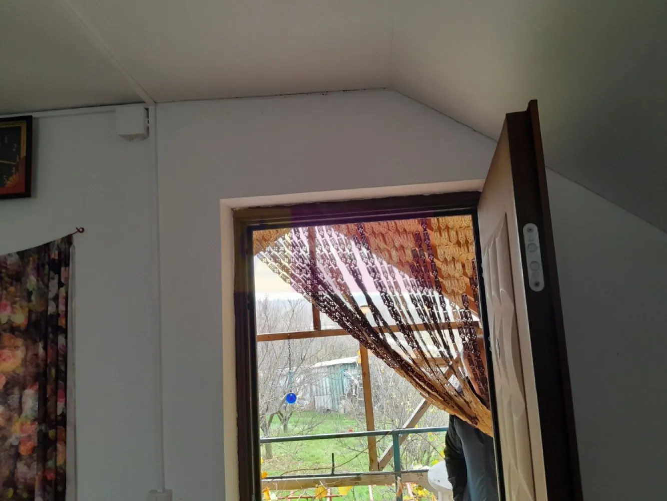 De vanzare casa +teren 16k mp in BARCANESTI / IL