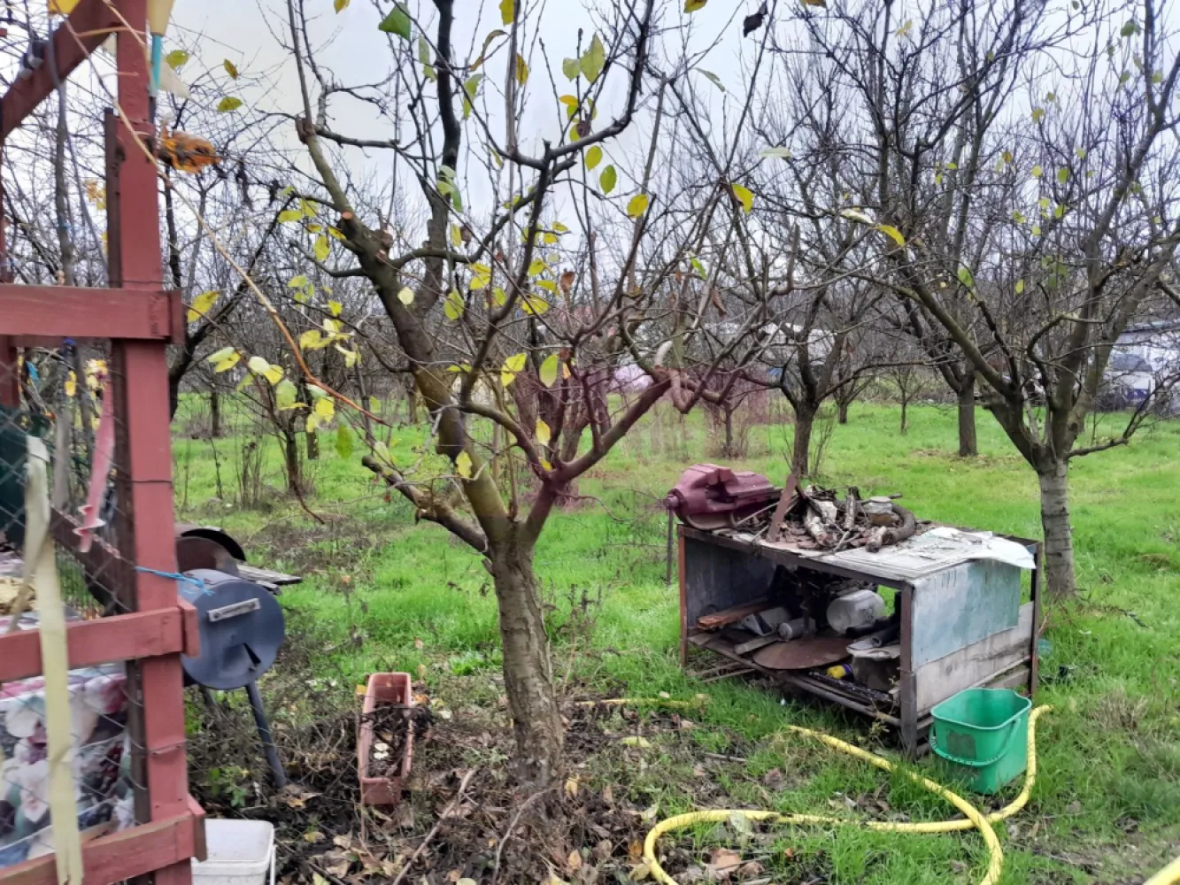 De vanzare casa +teren 16k mp in BARCANESTI / IL