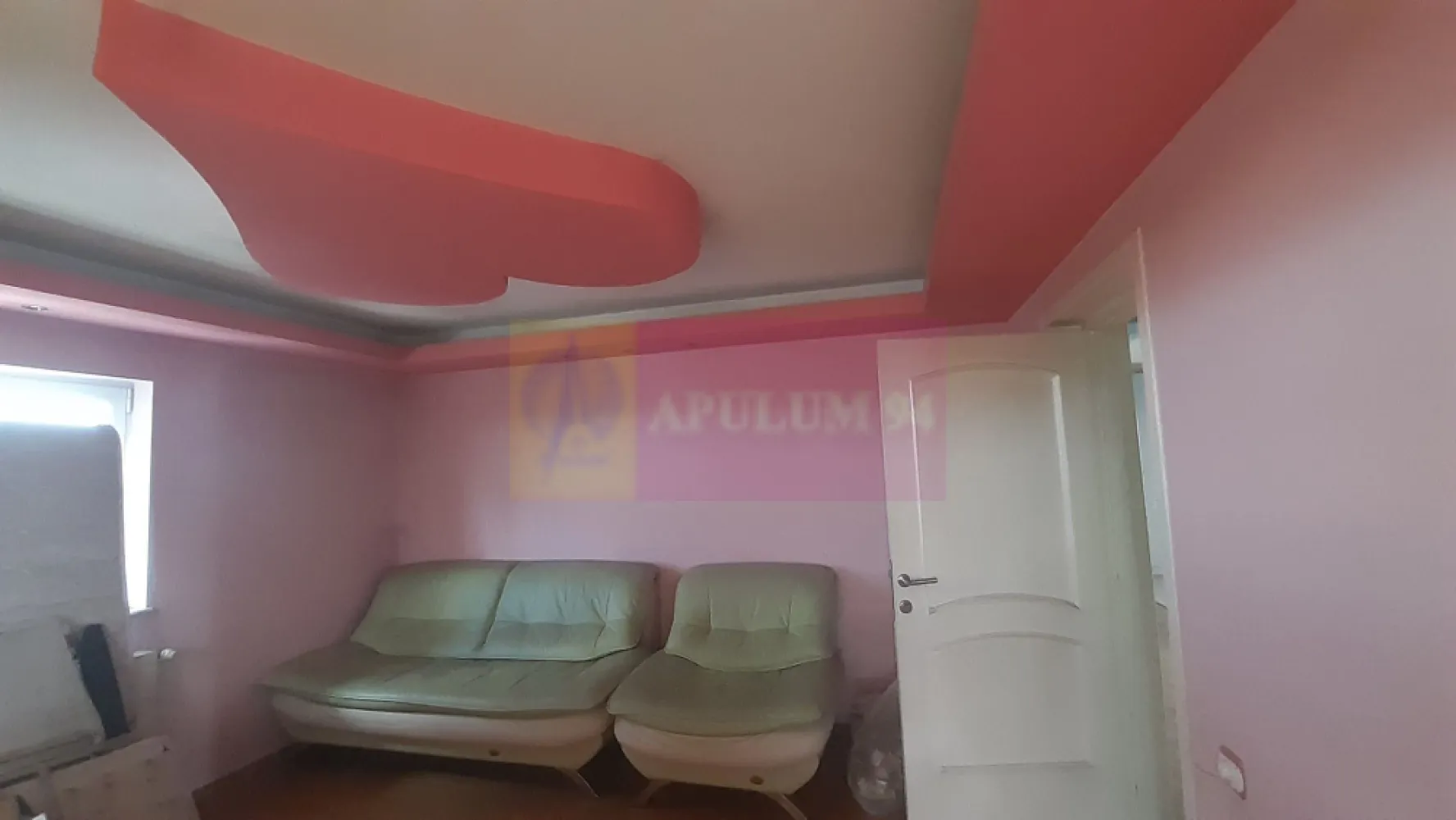 Două Etaje în Vilă în zona Voluntari de Închiriat