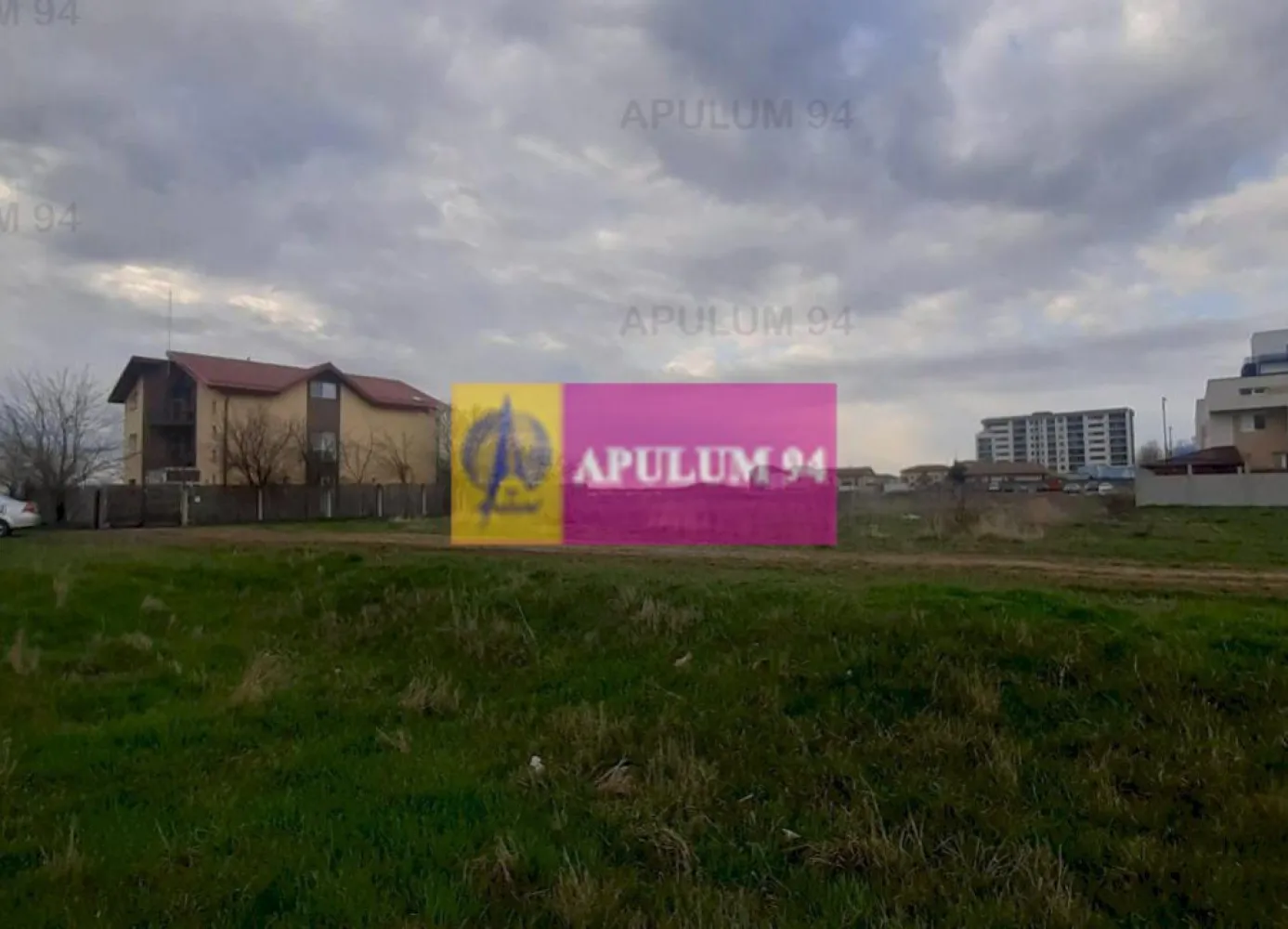 Teren 1055 MP București Sector 4 cu Certificat de Urbanism