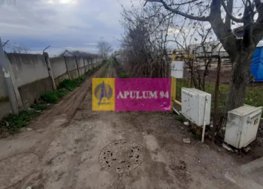 Teren 1055 MP București Sector 4 cu Certificat de Urbanism