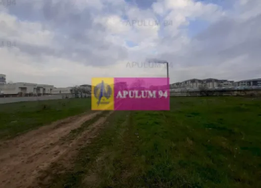 Teren 1055 MP București Sector 4 cu Certificat de Urbanism