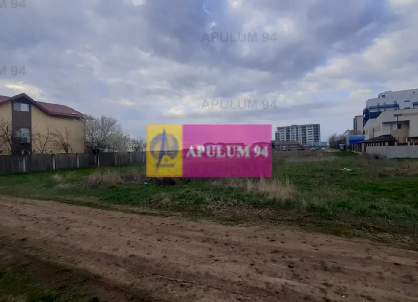 Teren 1055 MP București Sector 4 cu Certificat de Urbanism