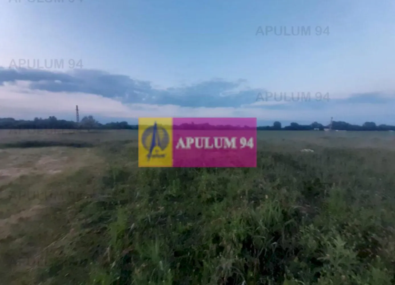 Teren aproape de Bucuresti langa padure