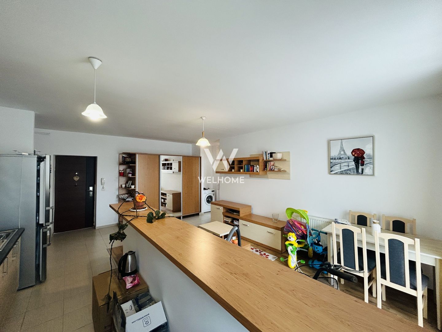 Apartament mobilat, etaj 2, loc de parcare - 48 mp + balcon -
