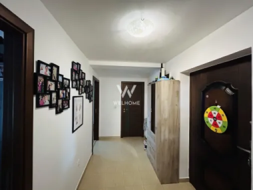 Apartament decomandat, cu 2 camere si 2 balcoane frantuzesti, etaj 2/3