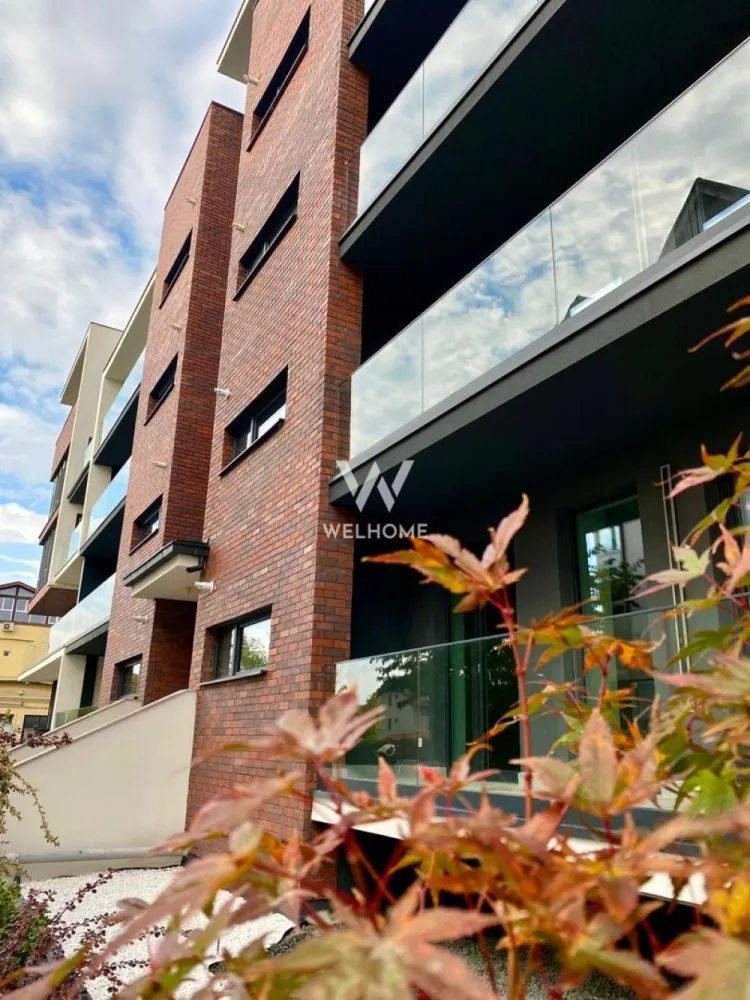 Apartament PREMIUM. LA CHEIE + garaj, + boxa, Sibiu