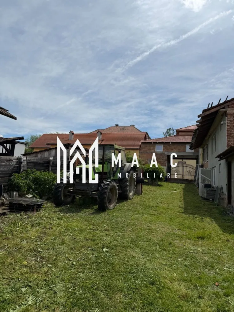 INIMA ARDEALULUI i FERMA CU UTILAJE i TAPU i UTILITATI - MAAC Imobiliare va ofera spre vanzare o fermă functionala in Comuna Tapu, Judetul Sibiu.
OFERTA 1 
Se vinde proprietate cu 355mp,244mp curte,144mp hală, 3 garaje 75mp,chimniță 35mp,25mp atelier,2500mp grădină 150.000€ NEGOCIABIL 
OFERTA 2
Proprietatea cu toate menționate mai sus împreună cu 2 tractoare (John Deer,Deutz Fahr) plus unelte agricole plus teren agricol 4ha 190.000€ NEGOCIABIL 
Pentru mai multe detalii precizati telefonic ca ati vazut anuntul cu ID CP3093866