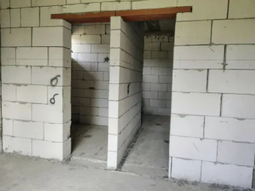 Casă la roșu, – Oradea, str. Caișilor. 175 000 E . Comision 0