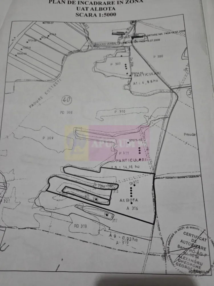 9,4 ha teren lângă DEx12 Pitești | 2,85 €/mp | loturi sau pachet - Teren agricol situat în Albota, in apropiere de Drumul Expres Craiova–Pitești (DEx12).
Proprietatea este formată din două terenuri extravilane cu cărți funciare separate. Se pot cumpăra individual sau împreună.
Suprafață totală disponibilă
94.227 mp (aprox. 9,4 ha)

Structura proprietății :

Teren 1
62.596 mp
Preț: 2,95 €/mp
Preț total: 184.650 €

Teren 2
31.631 mp
Preț: 3,10 €/mp
Preț total: 98.056 €

Achiziție pachet integral
94.227 mp
Preț: 2,85 €/mp
Preț total: 268.500 €

Date tehnice :

- teren extravilan
- categorie folosință: arabil
- acces din drum de exploatare
- cărți funciare individuale
- fără sarcini în cartea funciară

Localizare :

Proprietatea se află în zona agricolă a comunei Albota, cu acces rapid către Pitești și în imediata apropiere a Drumul Expres Craiova–Pitești (DEx12).

Loturile de teren se pot vinde individual sau împreună.

Documentația cadastrală completă este disponibilă pentru verificare.