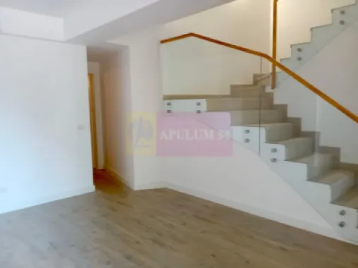 Apartament 4 camere, tip duplex, P+1 – Licurg