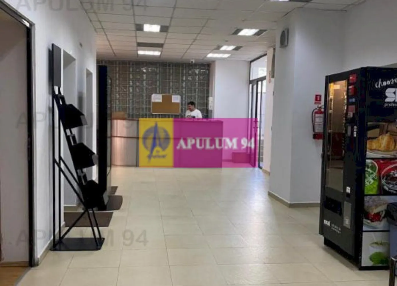 Spatii Birouri Sector 2 Arena Națională x Vatra Luminoasa - Apulum 94 va ofera spre inchiriere spatii de birouri/ comerciale intr-o cladire multifunctionala, cu destinatie birouri, spatii productie, in zona Vatra Luminoasa X Arena Nationala. 

Suprafața disponibilă este flexibilă. Compartimentarea se adaptează în funcție de cerințele chiriașului și de disponibilitatea din clădire. Suprafață minimă închiriabilă: 30 mp. Etajele permit atât configurații open space, cât și birouri compartimentate.

Clădirea dispune de:
– toate utilitățile
– două intrări separate
– lifturi
– parcare
– pază și administrare
– acces facil la transport public, tramvai și metrou
– centre comerciale, restaurante și servicii în proximitate

Chirie: 9,5 euro/mp/lună + TVA
Cheltuieli de mentenanță: 7,5 euro/mp/lună + TVA
Total 17 euro/mp + TVA - toate utilitatile incluse

Cheltuielile de mentenanță includ costurile aferente spațiilor comune și administrării clădirii. Utilitățile se facturează separat, conform consumului.

Parcarea este disponibilă pe bază de abonament.

Se solicită garanție echivalentul a două luni de chirie.
Pentru info disponibiliate spatii, contactati-ne. 

Office & Commercial Spaces for Rent – Sector 2, Arena Națională x Vatra Luminoasă

Apulum 94 offers office and commercial spaces for rent in a multifunctional building located in the Vatra Luminoasă x Arena Națională area. Ideal for office use, light production, or other business activities.

Up to 1,500 sqm per floor

Modular layout based on tenant requirements and current availability

Minimum leasable area: 30 sqm

Open-space configuration

Full utilities access

Two separate building entrances

On-site parking

Security services

Three elevators per floor