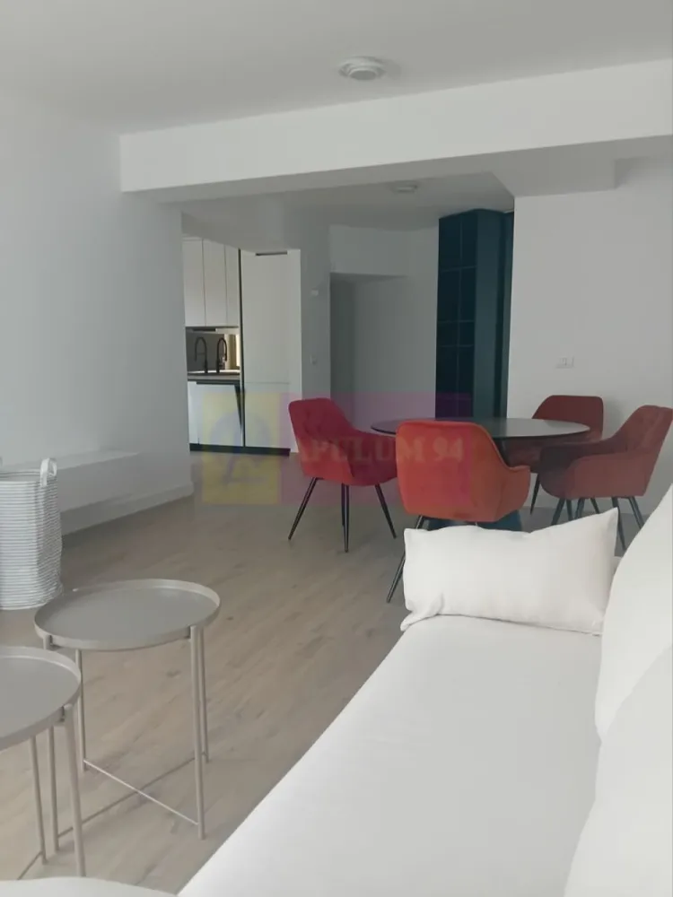 Apartament 3 camere 85mp | OFERTA SPECIALA - Arhitectura proiectului boutique Licurg 2 Prime Residence încorporează elemente de design specifice zonei, evidențiindu-se prin fațade elegante și detalii de piatră atent lucrate, ce se integrează armonios în peisajul local. Materialele, culorile și texturile sunt alese pentru a menține un aspect estetic în armonie cu stilul arhitectural tradițional al zonei.

Proiectul include o selecție diversă de apartamente cu 3 și 4 camere , caracterizate prin ferestre ample, camere luminoase si o locatie speciala.

NOTA: Apartamentul se poate inchiria la pretul de 1650 euro + TVA lunar. ( OFERTA SPECIALA - timp limitat ).
Contract minim 1 an. Loc parcare subteran 150 euro + TVA/ lunar.
Detalii Apartament ( ref ap 11)
3 camere
Decomandat
85mp utili
Terasa 5 mp
Etaj 2/3

CONTACT
apulum94@apulum94.ro
adrian@apulum94.ro
Whatsapp +40733683453

The architecture of Licurg 2 Prime Residence boutique project incorporates design elements specific to the area, featuring elegant facades and meticulously crafted stone details that harmonize with the local landscape. The materials, colors, and textures are chosen to maintain an aesthetic consistent with the traditional architectural style of the area.

The project includes a diverse selection of 3 and 4-room apartments, characterized by large windows that allow natural light to flood the spacious, well-organized interiors.
Price per parking space is 32.000 euro + VAT. There are 2 parking spaces for each apartment, in the underground parking space.
Apartment Details:

3 rooms
Detached layout
85 sqm usable area
5 sqm terrace
Floor 2/3
Contact:

Email: apulum94@apulum94.ro, adrian@apulum94.ro
WhatsApp: +40733683453

EXTERIOR:

Rame din aluminiu:

Barieră termică ALIPLAST, culoare bej RAL 7044
Fixare mecanică pe cadru de oțel 30 x 30 mm
Geamuri triple:

Compoziție generală: Sticlă 6 mm 4S, distanțier 16 mm WE, sticlă float 4 mm, sticlă low E 6 mm
Parter spre stradă: Sticlă temperată KN 166 ESG 6 mm, distanțier 16 mm WE, sticlă float 4 mm, sticlă laminată low E 4.4.1 mm
Valoare U totală: 1,05 pentru rame și ferestre din aluminiu
PEISAGISTICĂ:

Design exterior:

Alee de intrare cu plăci ceramice
Drum de acces la subsol asfaltat
Mobilier urban pe platforme de beton, cu zone de flori integrate
Spații verzi:

Pe plăci de beton: Ghivece de plante (adâncime 50-70 cm), arbuști și gazon la rampa de intrare
Pe sol natural: Plantații de arbori și arbuști, gazon, pentru uz exclusiv apartamentelor 1 și 2
INTERIOR:

Pereți cu vopsea multistrat:

Trei straturi de vopsea albă lavabilă pe plăci de gips tencuite
Bază din bloc ceramic de 30 cm grosime
Pardoseli ceramice și laminat:

Plăci ceramice antiderapante și lemn laminat pe șapă de ciment
Izolație și calitate a construcției:

Izolație din lână minerală între cărămizi și plăci de gips pentru eficiență termică
Proiectare orientată spre confort și economie de energie