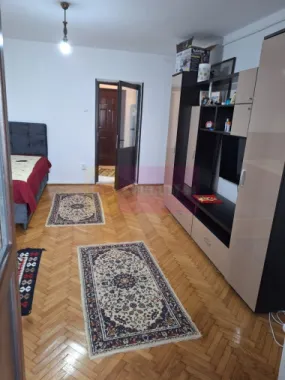 Garsoniera Drumul Taberei la parc Moghiorasi