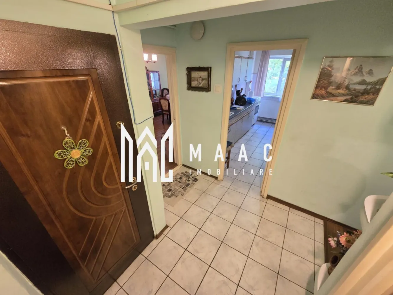 Apartament 3 camere decomandate 2 bai Zona Strand