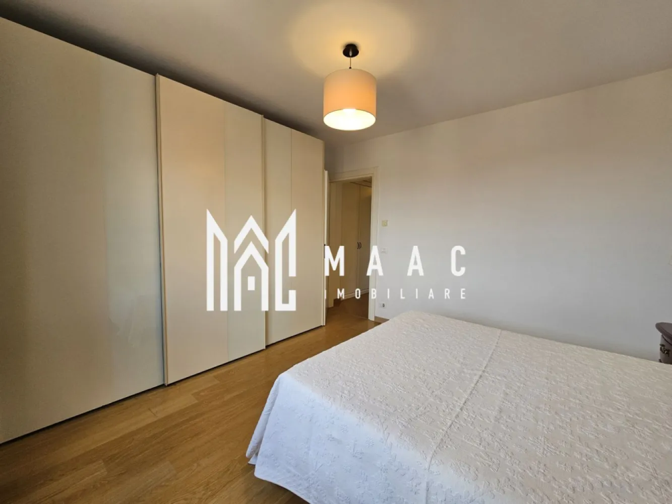 Apartament 3 camere | Etaj 2 | Lift | Calea Dumbravii