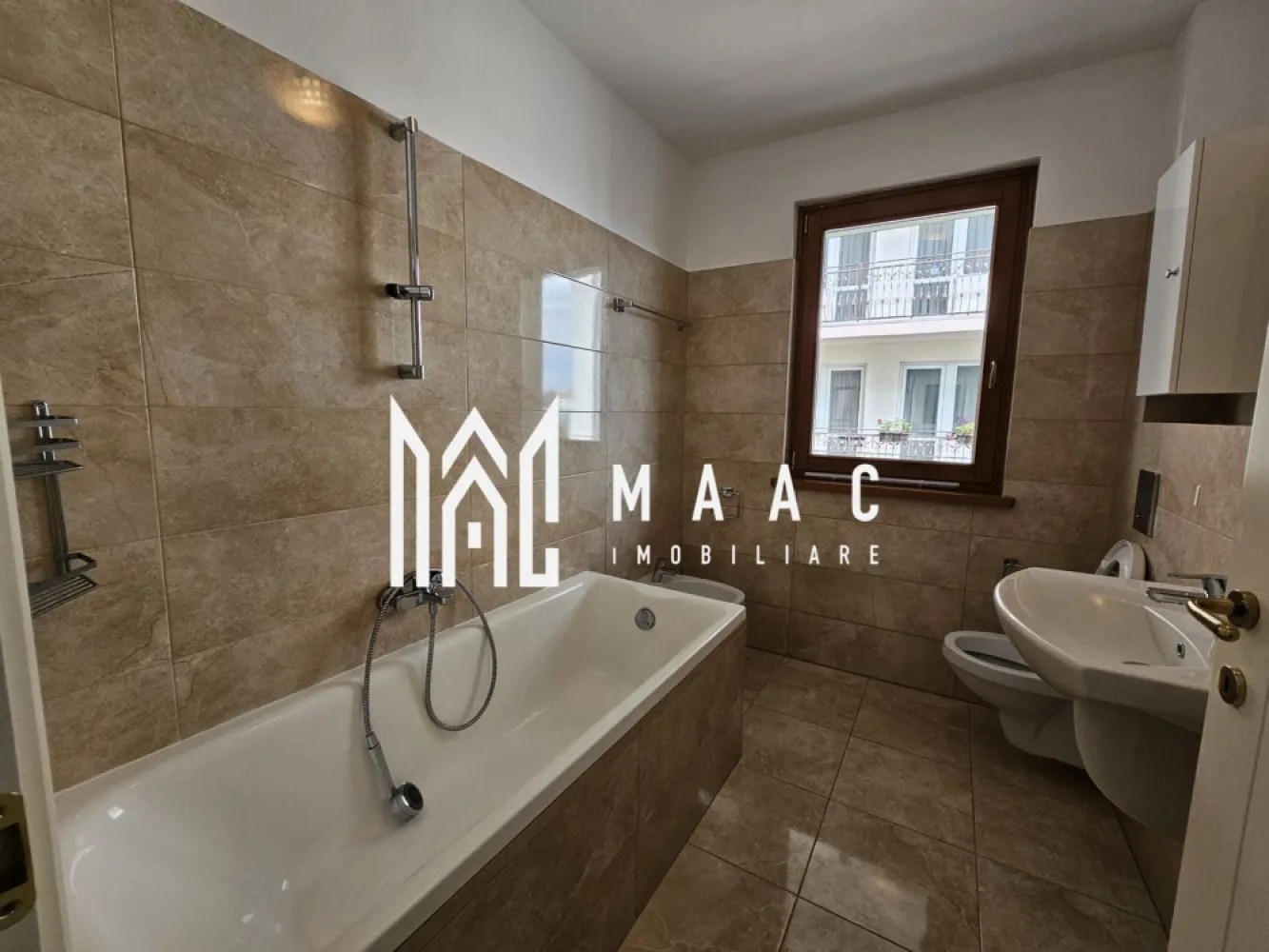 Apartament 3 camere | Etaj 2 | Lift | Calea Dumbravii