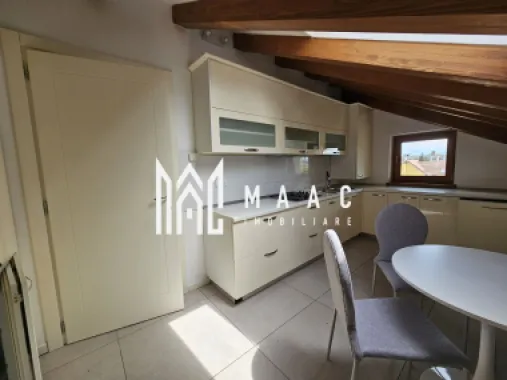 Apartament 3 camere | Etaj 4 | Lift | Calea Dumbravii