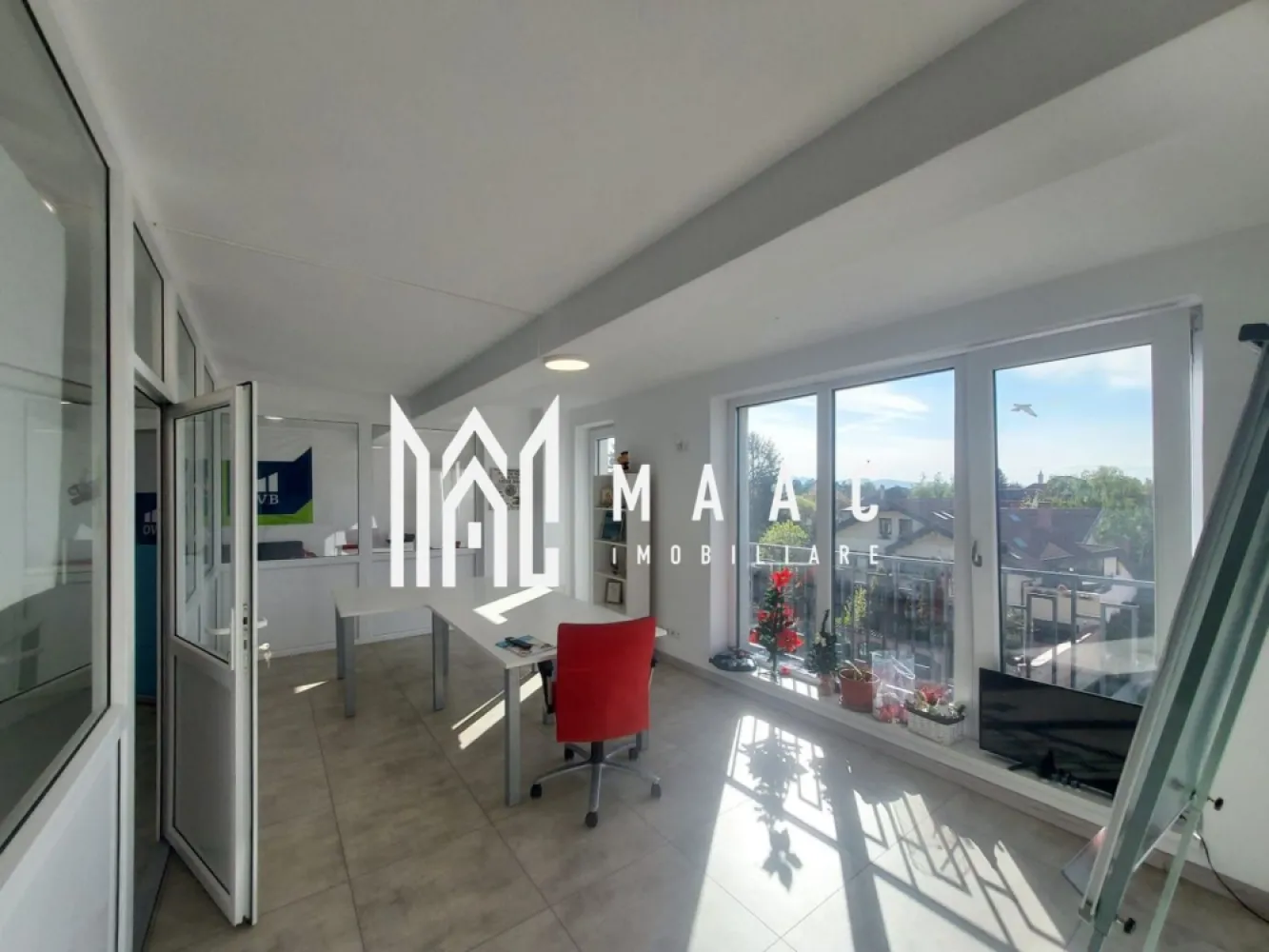 Spatiu de birouri | 375MPU | Loc de parcare | Calea Dumbravi - MAAC Imobiliare vă propune spre închiriere un spațiu de birouri, situat în zona de Calea Dumbrăvii, una dintre cele mai accesibile și bine cotate zone pentru activități de business din Sibiu.

Spațiul are o suprafață utilă de 375 mp și este compartimentat eficient, oferind un mediu de lucru practic și funcțional.

Caracteristici
Suprafață utilă: 375 mp
Compartimentare eficientă pentru activitate de birou
Grup sanitar
Spațiu potrivit pentru diverse domenii de activitate
Opțiuni suplimentare
Se poate închiria și câte un nivel separat, în funcție de necesități
Avantaje
Zonă excelentă – Calea Dumbrăvii
Acces facil către principalele puncte de interes ale orașului
Flexibilitate în alegerea suprafeței
Spațiu adaptabil pentru mai multe tipuri de business
De mentionat este ca saptiu se va preda nemobilat 

Preț:2.400/lună

📞 Pentru mai multe detalii și programarea unei vizionări, vă rugăm să ne contactați menționând ID: CP3057531