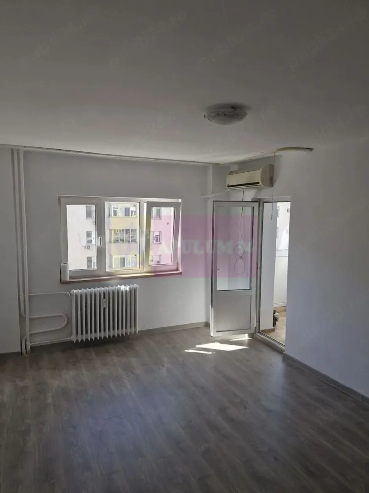 Garsoniera 5 min metrou Dristor pe Mihai Bravu - Agentia Imobiliara Apulum 94 vinde
Garsoniera la 5 minute metrou Dristor, pe Sos Mihai Bravu , etaj 6 10, decomandata, vedere spate nu se aude zgomotul traficului rutier, proaspat zugravita, parchet nou, geamuri si usi termopan, usa metalica geam la baie, balcon inchis cu termopan
aer condiționat,
Bloc din 1980, mixt si izolat termic. intrarea în scară direct din bulevard
Este soare dupa amiaza
5 min metrou Dristor
10 min parc IOR
15 min Park Lake
ideal investitie