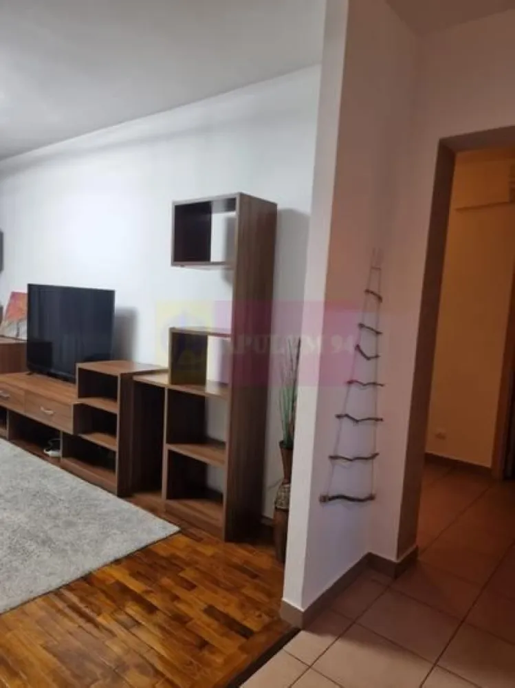 Apartament 3 camere Mega Mall. - Agenia Imobiliara Apulum 94,
Ofera spre vanzare un apartament cu 3 camere, decomandat, situat in zona Pantelimon, MegaMall, intr-un imobil construit in 1976, disponibil la etajul 12 din 14, cu o suprafata de 72.01 mp. 
 Imobilul este reabilitat termic iar apartamentul are certificatul de performanta energetic : clasa B
Blocul este incadrat in grad seismic 2.
Pozitia apartamentului E / S - E : livingul si camera matrimoniala sunt cu vedere spre Lacul Fundeni ( spre est), camera si bucataria spre Sos. Pantelimon (sud -est).
Apartamentul se vinde mobilat si utilat.
Facilitati in proximitate:
• MegaMall – Carrefour si Kaufland;
• Piata Delfinului si Lidl;
• Megaimage / shop&go;
• Stadionul National si Parcul National.
Transport :
• Tramvai : 14, 55 si 36 ;
• Autobuz : 330, 335, 104 si 143 ;
• Troleibuz : 86 si 90 .
Educatie :
• Gradinita nr. 236 (in spatele blocului ) ;
• Gradinita Castel (5 min) ;
• Scoala nr 51 (scoala arondata adresei );
• Scoala nr 49.
Activitati sportive:
• Complex Sportiv Olimpia Bucuresti (basket, volei, inot, ciclism, tenis de camp – 5 min );
• Word Class ( in incinta MegaMall );
• 7oo Fit Club Pantelimon ( 5 min );
• Club Miramar (8 min).