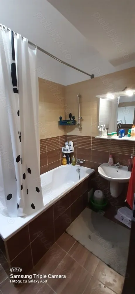 inchiriez apartament 3 camere ,loc parcare - strada prelungirea ghencea 124D, sector 6,et 2,mobilat,utilat gata de mutat,1 luna avans plus chiria