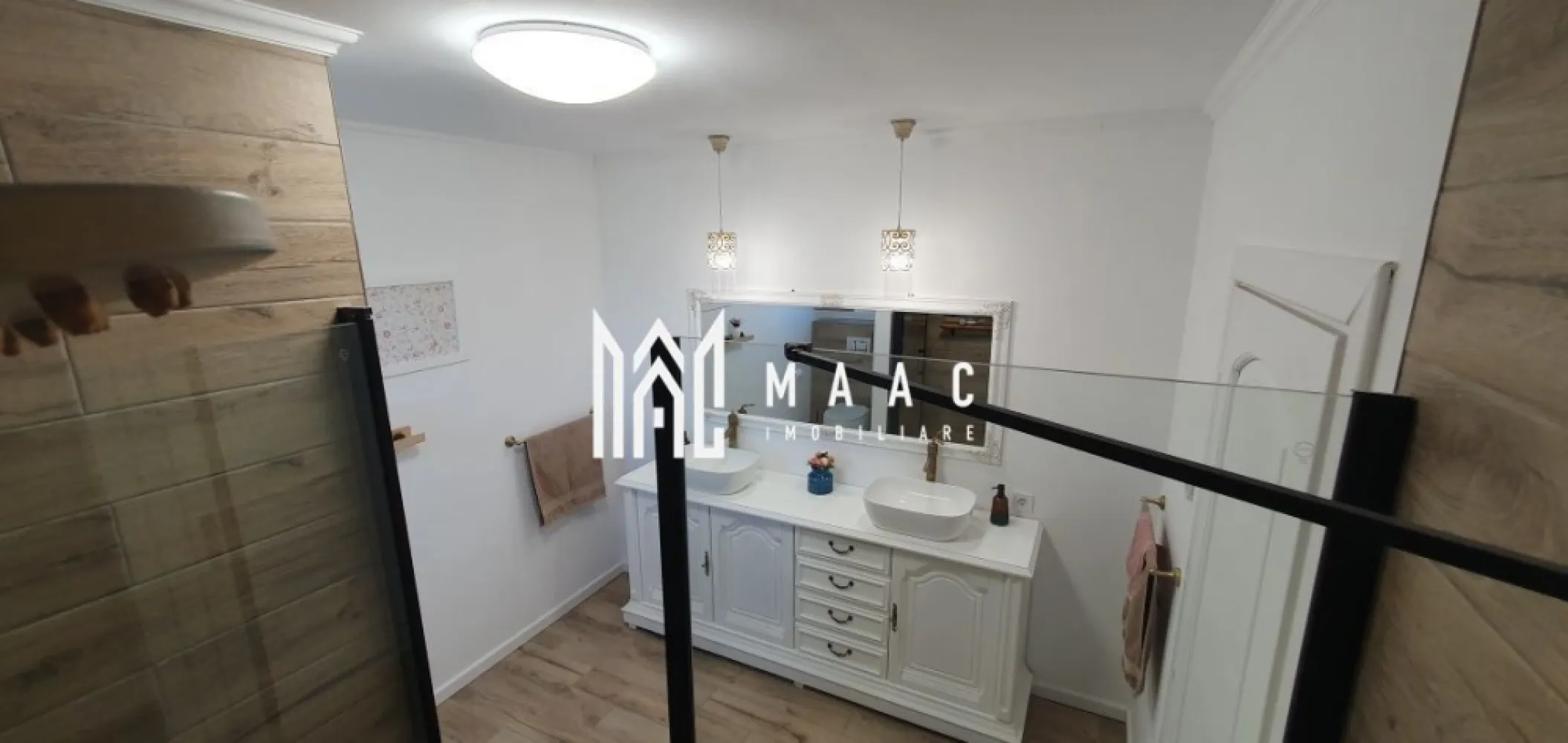 Casa individuala | 4 Camere | 695MP teren | Sura Mare - MAAC Imobiliare va propune spre vanzare o casa moderna situata la 4 km Sibiu -suprafata terenului este de 695mp, suprafata construita a casei este 116mp suprafata utila93mp terasa 30mp, garaj 47mp , pivniță 30 mp -casa este compartimentata astfel: +hol +bucatarie +living +2 dormitoare +2 bai +dressing -în zona momentan nu sunt utilități dar casa oferă toate condițiile: -alimentarea cu apa dintr-un put (24m adancime) cu sistem filtrare, stație dedurizare apa, stație dezinfecție UV. -canalizarea (fosa septica 2mc) -alimentarea electrica prin sistem off-grid cu 14 panouri fotovoltaice 6.3kw, invertor 8kw și stocare 15kw -încălzire în pardoseala cu termostate individuale in fiecare incapere prin sistem hibrid (centrala peleti și puffer cu rezistenta electrica pentru a utiliza surplusul de energie produsa de sistemul fotovoltaic în zilele însorite din iarna) -constructia este realizata din BCA cu fundație, stâlpi și centura de beton. Este izolata la interior (tavan) cu vata bazaltica, iar la exterior cu polistiren 10cm, apoi placata cu siding american (lambriuri PVC) -curtea este împrejmuita cu plasa de gard plus gard viu pe laterale, iar la drum pe plasa de gard este plantata iedera. -pe garaj este turnata o placa de beton, unde se poate amenaja o terasa -se vinde mobilata și utilata pentru mai multe detalii specificati ca ati vazutv anuntul cu ID: CP2546706 }}