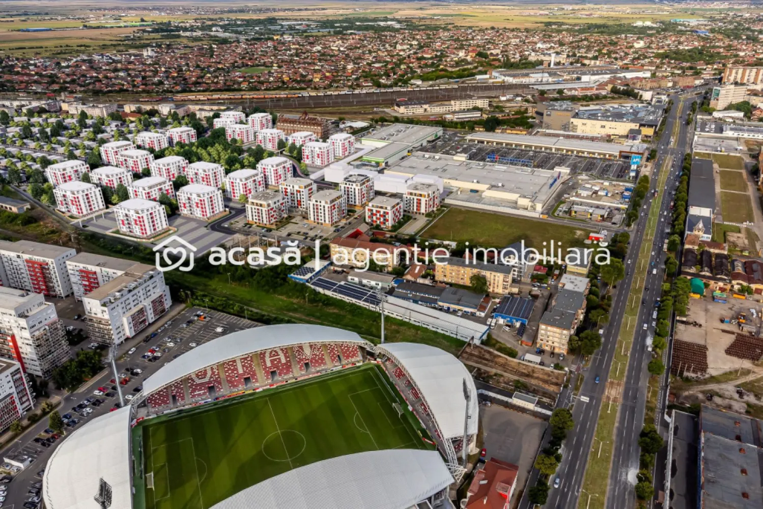 Parcele Teren - Cartier Exclusivist Central - UTA - Comision 0% - Avem plăcerea de a vă oferi spre vânzare parcele de teren cuprinse între 310 - 900 mp în cel mai exclusivist cartier din Arad.
Cartierul rezidențial RED 9 dezvoltat de ARED se află în zona UTA și oferă următoarele beneficii:

- posibilitatea de a avea o casă în zonă centrală
- cartier nou, curat și securizat
- 1 minut de AFI Arad, Atrium Mall, stadion UTA, MC Donald's
- Urmează a fi construite zone verzi cu parcuri și un teren multisport (Fotbal, tenis, baschet, volei) + pistă de alergat în jurul parcului si alte zone comerciale
- posibilitate de investiție pe termen mediu-lung
- posibilitate de achitare a terenului pe o perioadă de 1 an

*Prețul afisat al parcelei nu conține TVA și este pentru plata integrala pe loc.

Parcele sunt limitate, așa că asigură-te că vei fi printre primii care vor face parte din acest cartier select
Pentru mai multe detalii, dar și pentru o vizită în teren, te rog să mă contactezi la 0755 274 519 - Daniel Hord - Consultant ARED - Birou Centru

Nu dispui de toată suma? Te ajutăm noi gratuit! Îți obținem oferte de la 16 bănci
Ai o proprietate de vânzare în Arad și vrei să știi cât valorează cu adevărat?
Sună-mă pentru o evaluare GRATUITĂ!