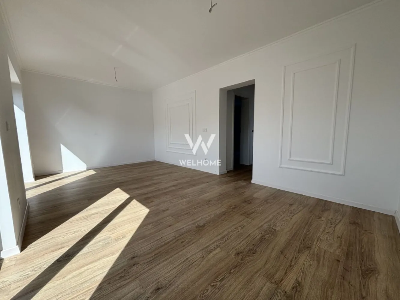 Casa nouă cu 4 camere și curte generoasă – Șelimbăr Triajului