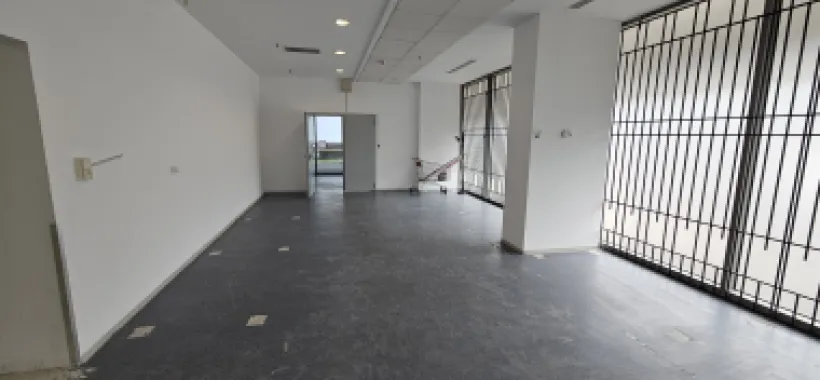 Pantelimon spatiu comercial 950 mp