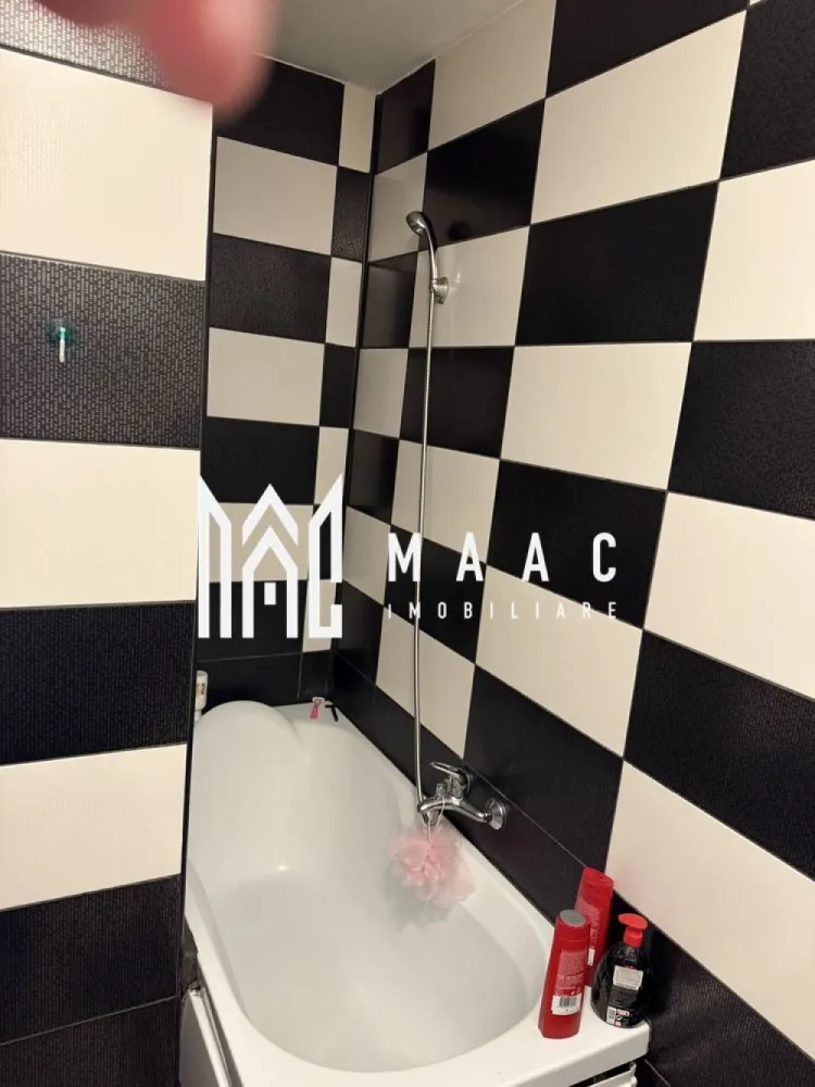 Apartament 2 camere | 45MPU | Balcon | Arhitectilor - MAAC Imobiliare vă propune spre închiriere un apartament modern cu 2 camere, în zona Cartierul Arhitectilor – o locație apreciată pentru accesul facil către magazine, mijloace de transport și puncte de interes ale orașului.

Apartamentul este complet mobilat și utilat, fiind ideal pentru un cuplu sau o persoană care își dorește confort, liniște și un spațiu luminos. Locuința este curată, bine întreținută și disponibilă începând cu luna iunie.

Beneficiază de:

centrală termică proprie
internet și cablu TV
electrocasnice complete
balcon
loc de parcare privat
debara exterioară pentru depozitare suplimentară

Apartamentul oferă un ambient plăcut și funcțional, fiind pregătit pentru mutare imediată.

Pentru informații suplimentare, menționează codul ID: CP3081573