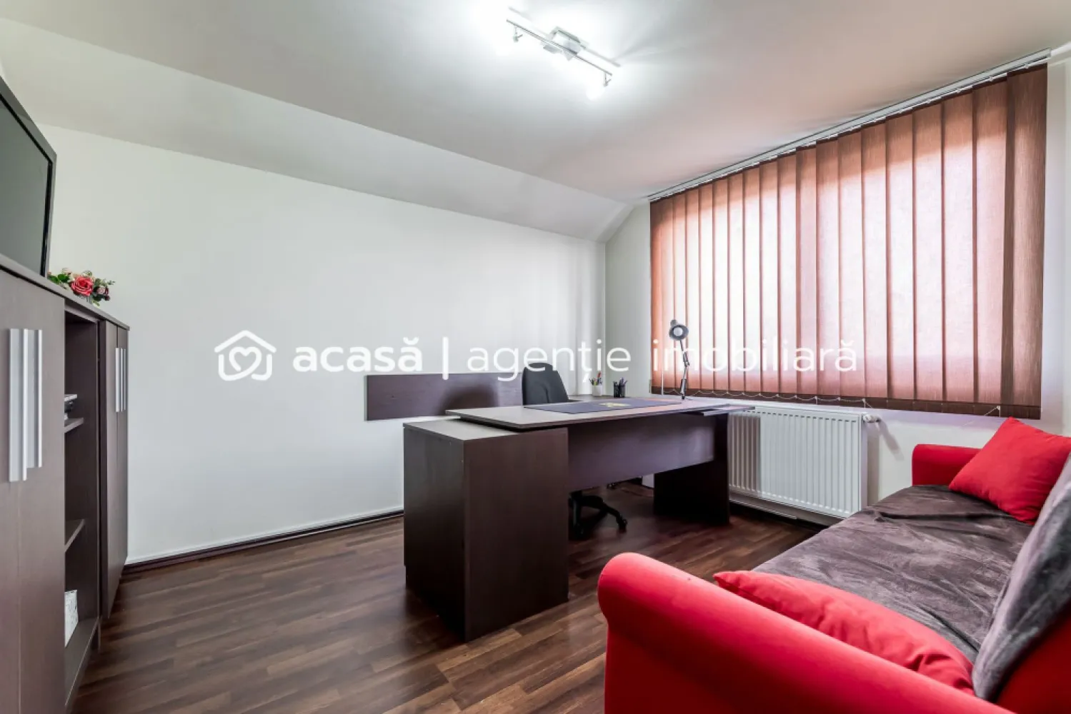 VILĂ MODERNĂ CU PISCINĂ, SAUNĂ- COMISION 0% – ARADUL NOU