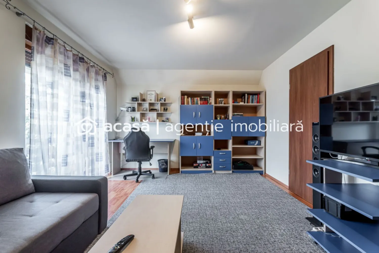 VILĂ MODERNĂ CU PISCINĂ, SAUNĂ- COMISION 0% – ARADUL NOU