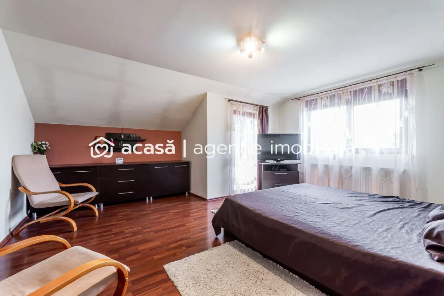VILĂ MODERNĂ CU PISCINĂ, SAUNĂ- COMISION 0% – ARADUL NOU