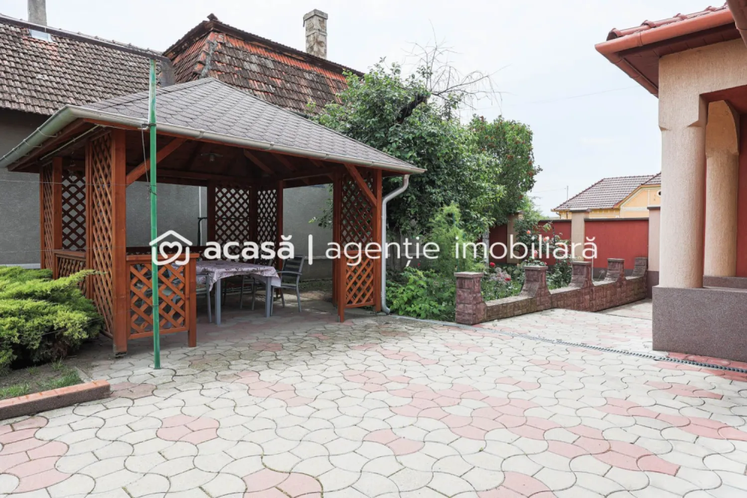 Casă spațioasă cu 4 dormitoare în Nădlac – gata de mutare!