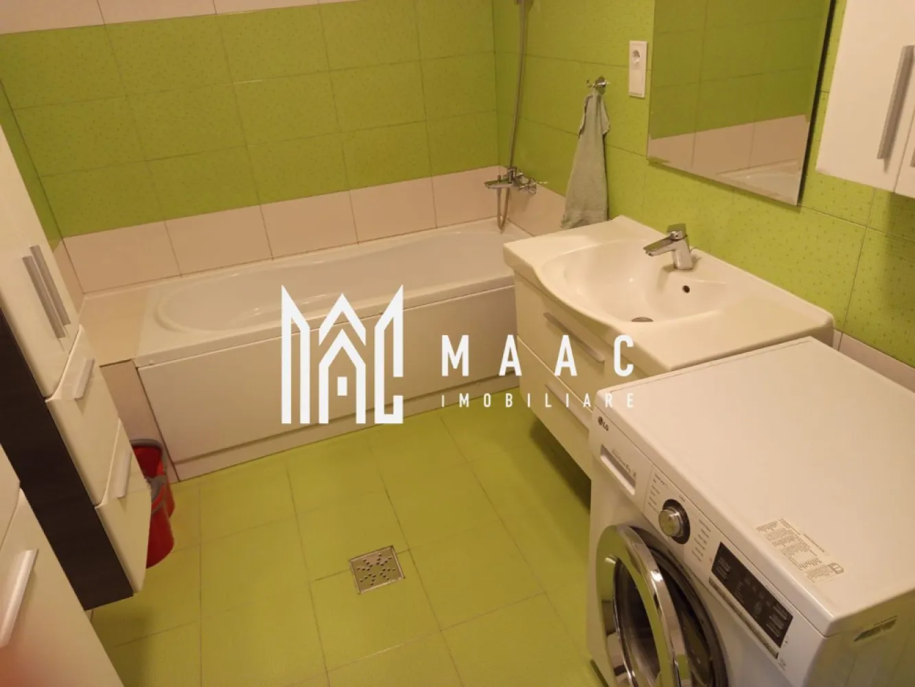 Apartament 3 camere | Etaj 1 | Balcon | Arhitectilor