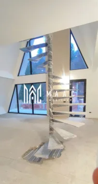 Cabană A-Frame | Porumbacu de Sus | 3 camere | 153 MPU | Castelul de Lut