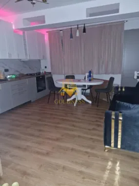 3 camere open-space, Parcare, Zona Fabricii, Piata Oser, Hornbach