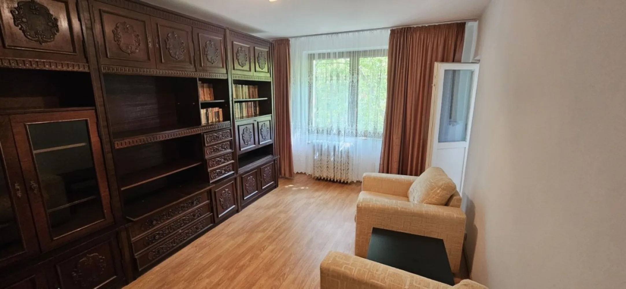Dristor apartament 2 camere mobiliat si utilat - K Imobiliare propune pe str. Adrian Carstea apartament 2 camere, etaj 2, bloc reabilitat, mobilat si utilat