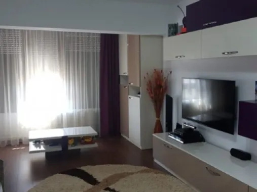 Apartament cu doua camere, mobilat si utilat - Str Tecuci, T-uri